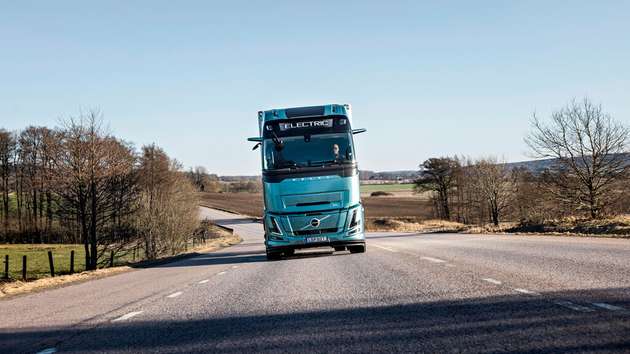 Mit der Bestellung wird DSV über eine der größten Firmenflotten schwerer Elektro-Lkw in Europa verfügen.