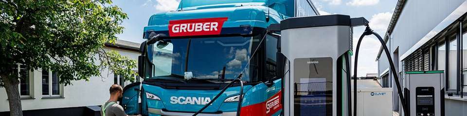 Übergabe erster E-Truck für die neue Siemens-Niederlassung Leipzig.