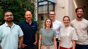 Gruppenfoto beim gemeinsamen ISO 14083-Workshop von Mosolf und Cozero in Berlin im September 2024. Unter anderem mit dabei sind Lutz Fricke (zweiter von links) und Helen Tacke (zweite von rechts).